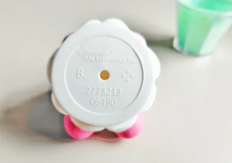 キャラテフロートケース 星のカービィふたの裏