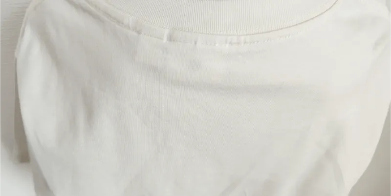 背中側