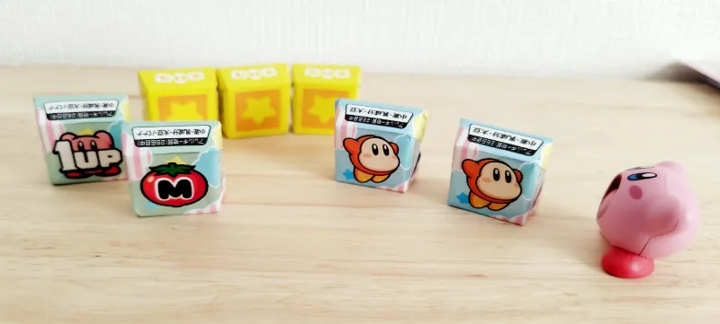 ワドルディチロルを吸い込むカービィ
