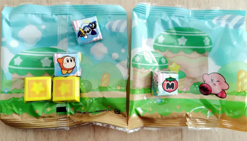 カービィチロルチョコをステージのようにならべたところ